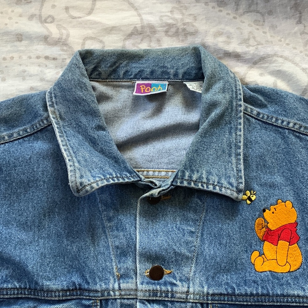 Vintage Disney Winnie The Pooh & Bee Embroidered Denim Jean Jacket Sz Large - Picture 2 of 11